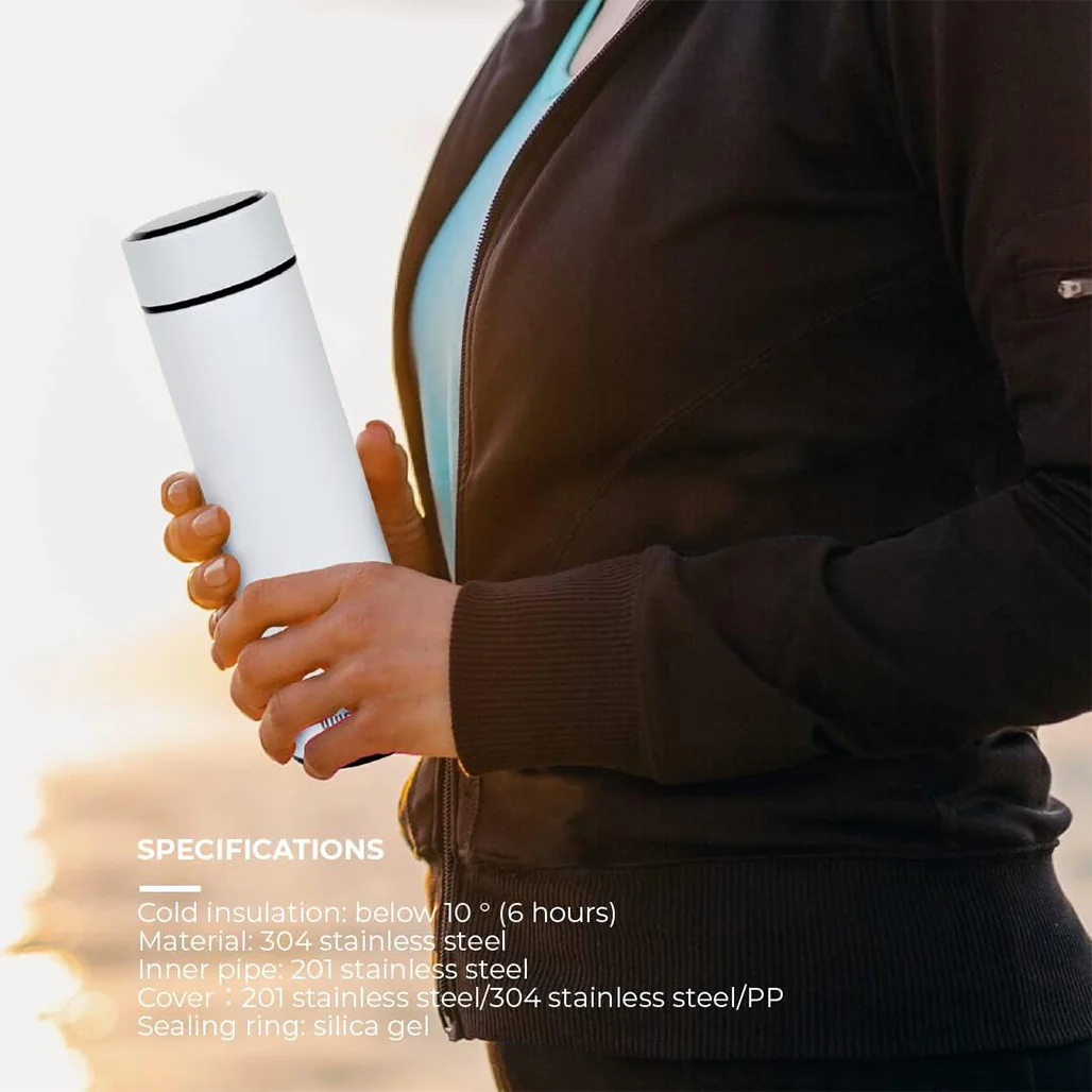 Blupebble Smart Water Bottle with LED Temperature Display - Image 4