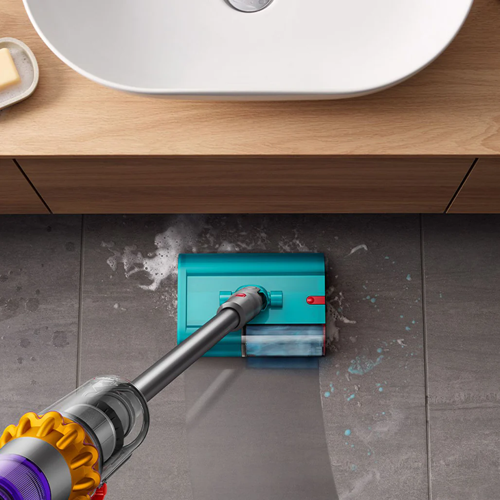 Dyson V15s Detect Submarine Wet and Dry Vacuum Cleaner - Image 4