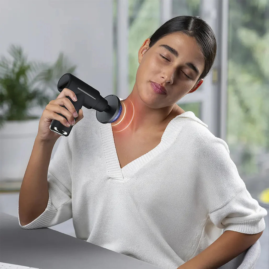 Green Lion Pulse Massage Gun with Hot and Cold Therapy - Image 3