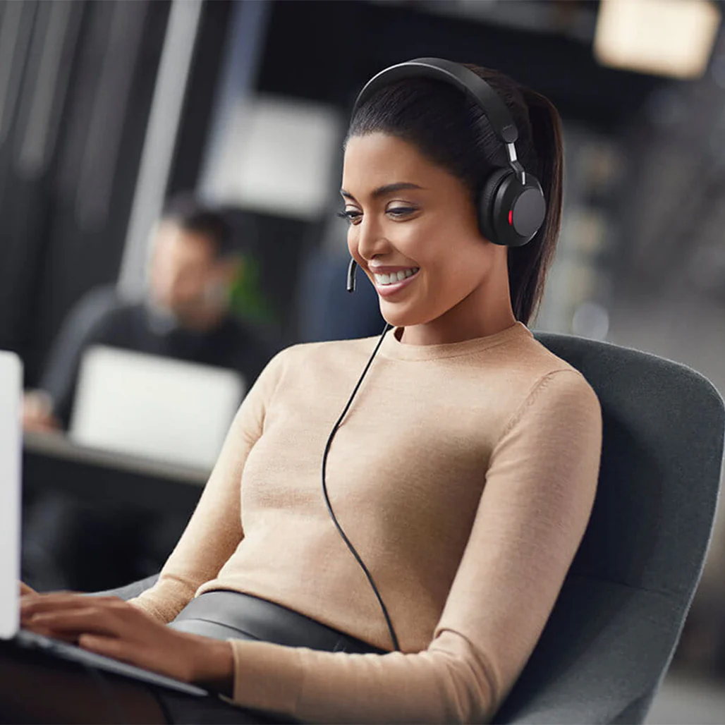 Jabra Evolve2 40 SE - Stereo Wired On-Ear Headset | HSC131 - Image 3