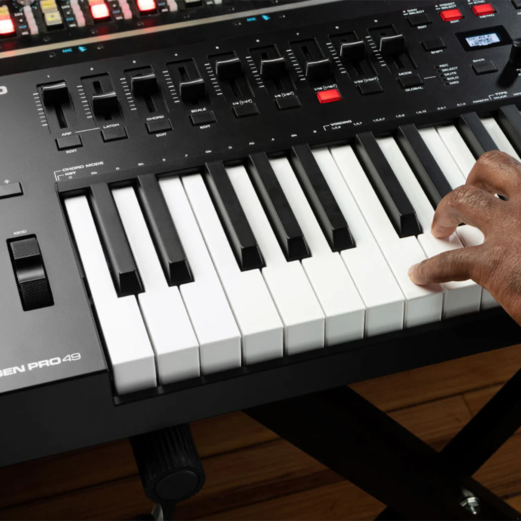 M-Audio Oxygen Pro 49 - 49-Key USB MIDI Controller - Image 9