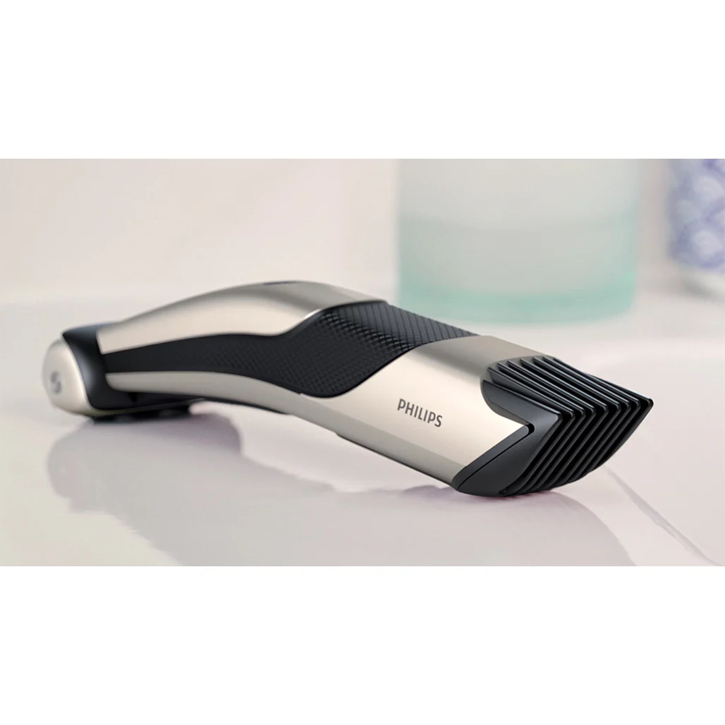 Philips Bodygroom 7000 Wet & Dry Body Hair Trimmer and Shaver for Men – Skin-Safe Grooming with Dual-Sided Design - Image 8