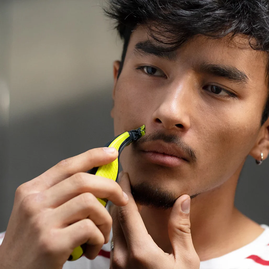 Philips Norelco OneBlade Face + Body QP2630/70 – Trim, Edge, and Shave with Precision and Comfort - Image 11