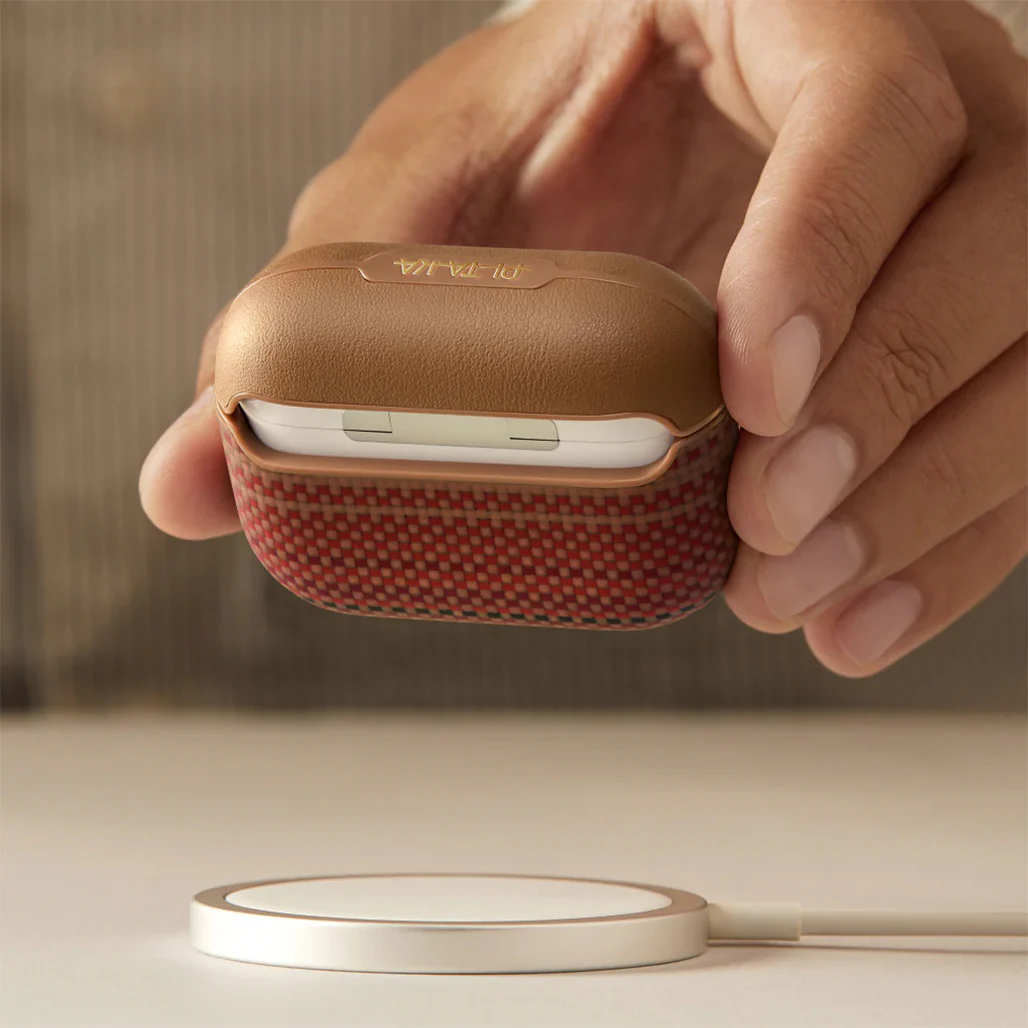 Pitaka Aramid Fiber Case for AirPods Pro 3 - Image 6
