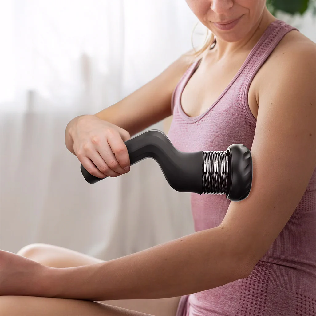 Porodo Lifestyle Portable Handheld Multi-Speed Rotating massager with 4 heads- Black - Image 5
