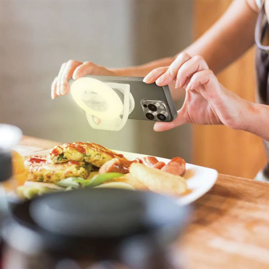 Porodo Snapbright Magnetic LED Fill Light with Adjustable Phone Mount - Image 5
