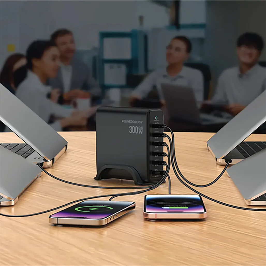 Powerology Volt-X GaN 300W Smart Desktop Charger - Black - Image 3