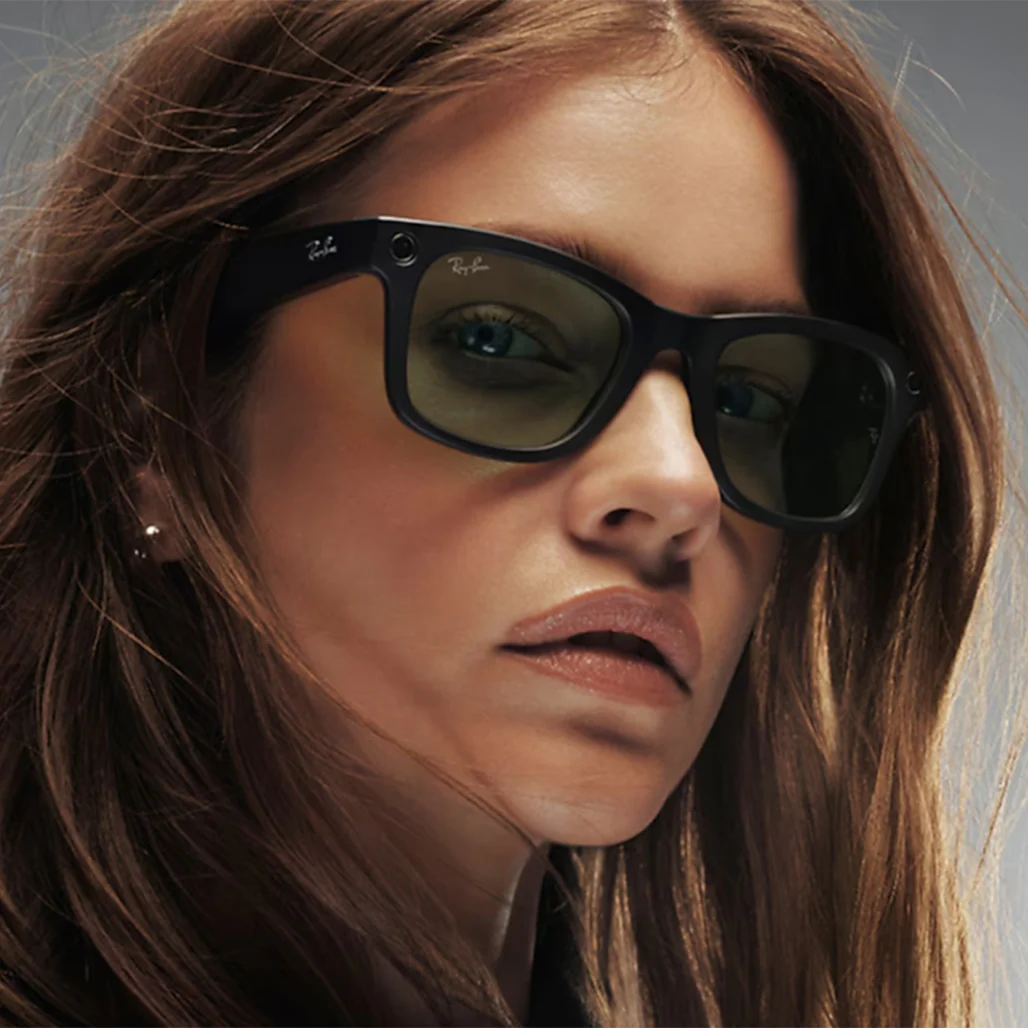Ray-Ban Meta Wayfarer Smart Glasses - Image 24