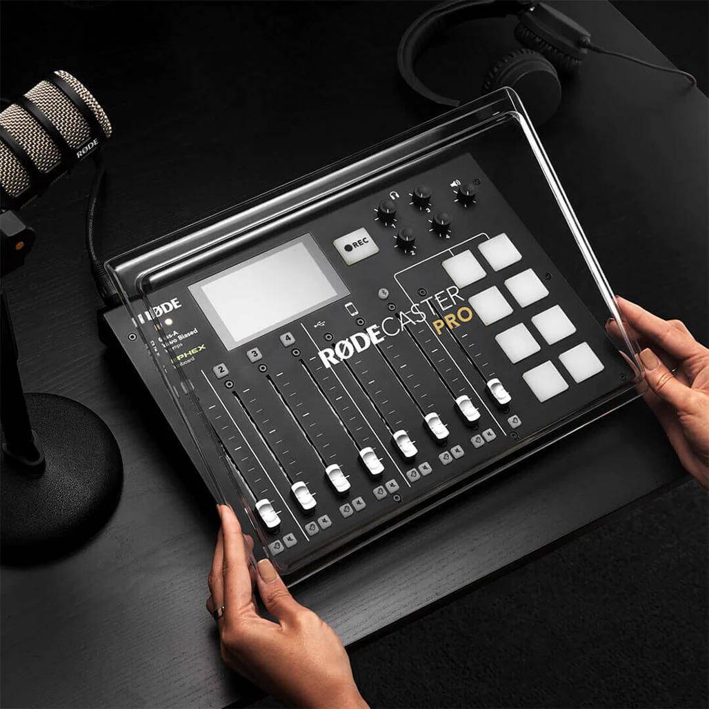 Rode RØDECover Pro – Clear Polycarbonate Dust Cover for RØDECaster Pro - Image 3