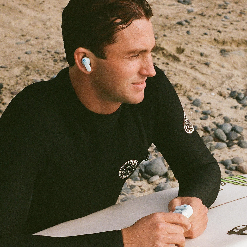 Skullcandy EcoBuds - Glacier - Eco-Friendly Wireless Earbuds - Image 6