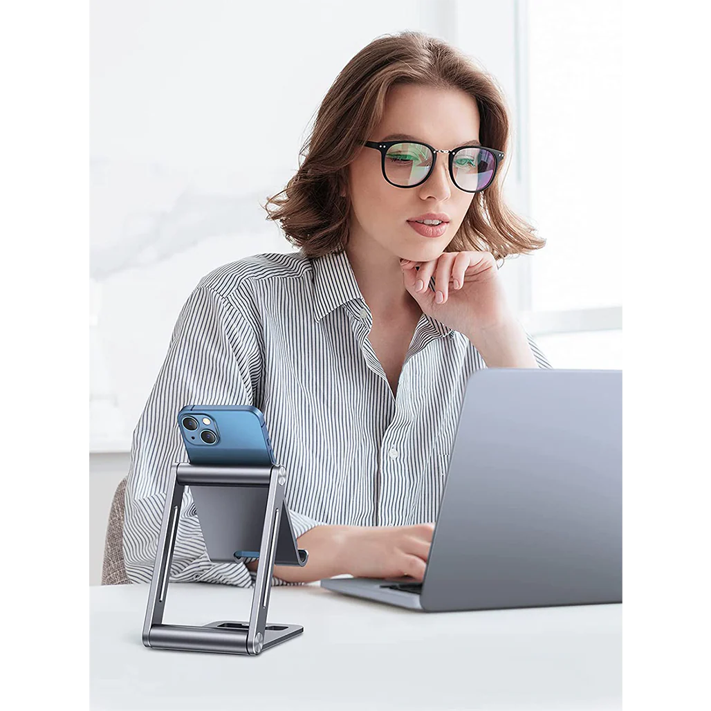 UGREEN Adjustable Aluminum Phone Holder – Foldable & Portable Stand with Cable Cut-out - Image 2