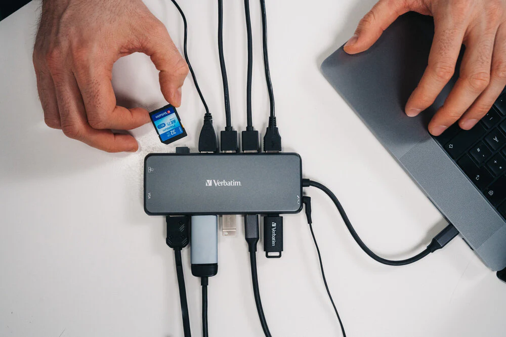 Verbatim USB-C Pro 14-Port Multiport Hub - Image 10
